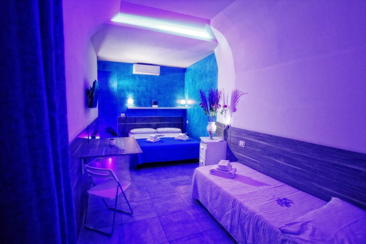 Bed and Breakfast Chiaia Relax Nápoles Exterior foto