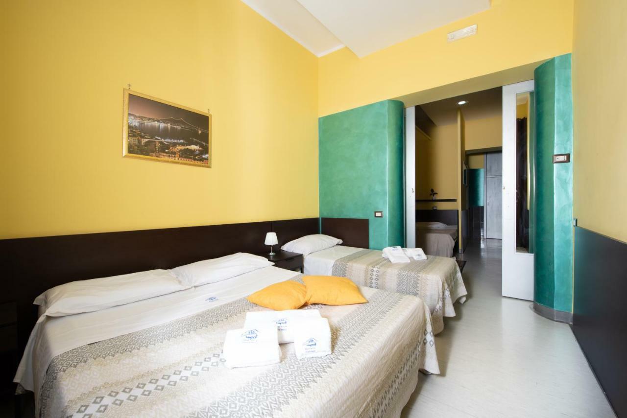 Bed and Breakfast Chiaia Relax Nápoles Exterior foto